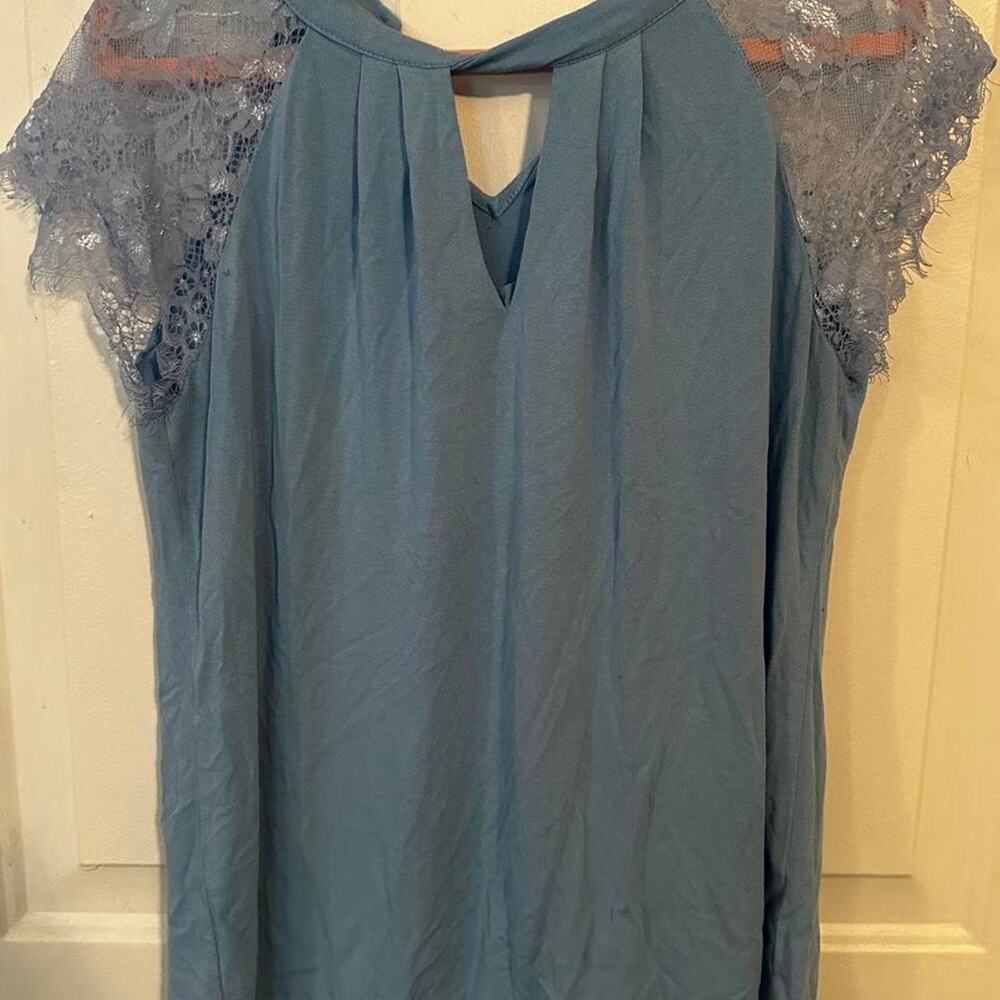 Fyve Blue Gray Lace Sleeve V Neck Blouse Boho Romantic Top sz L